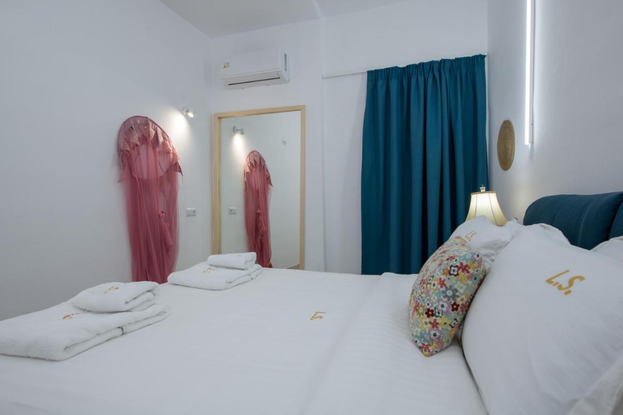 Lucky Suites (Adults Only) レティムノ エクステリア 写真
