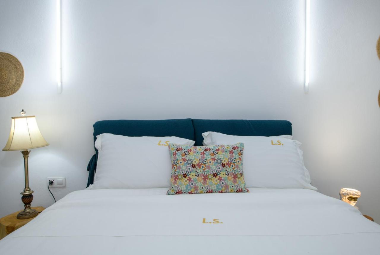 Lucky Suites (Adults Only) レティムノ エクステリア 写真