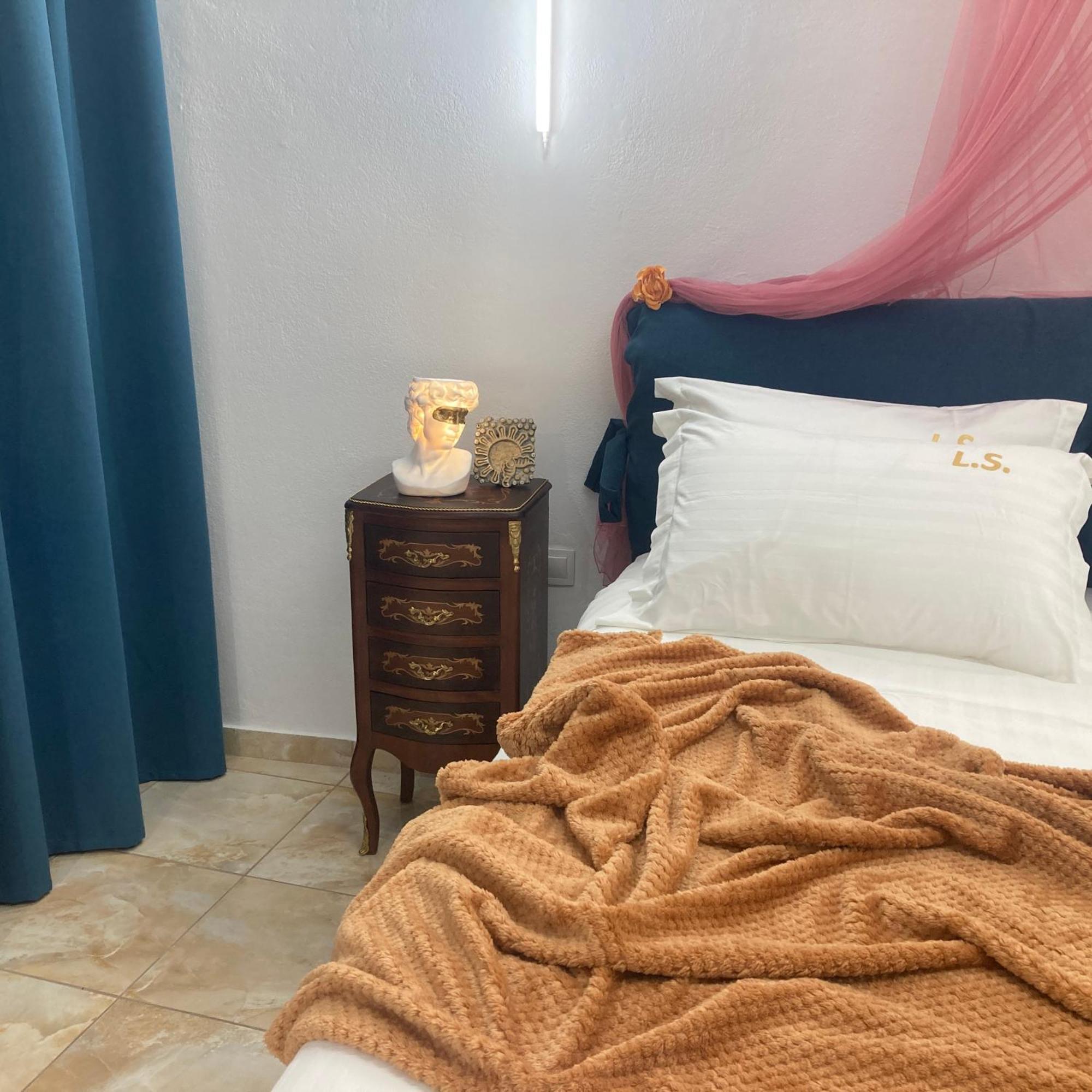 Lucky Suites (Adults Only) レティムノ エクステリア 写真